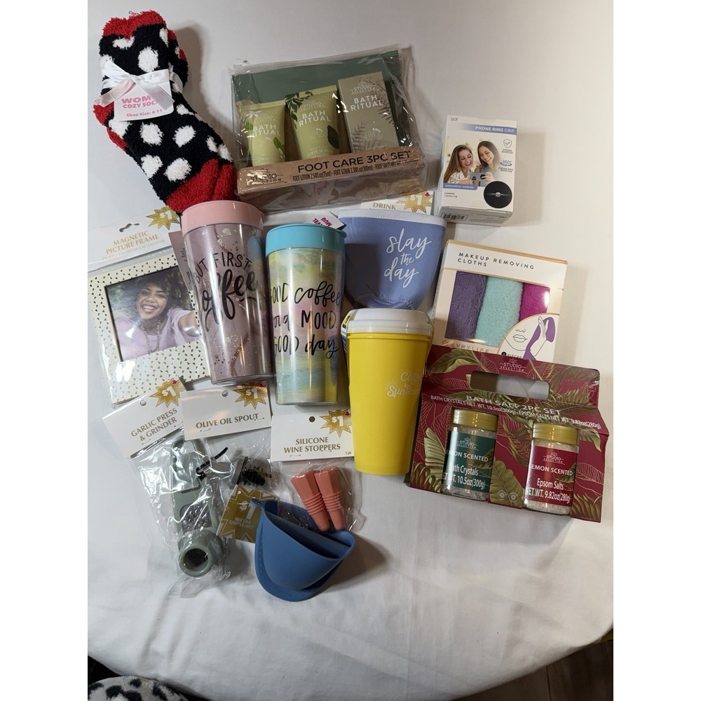 Women's Lot Coffee Cups  Socks Bath Salts Make Up Towels Wine Stopper Ect Gift